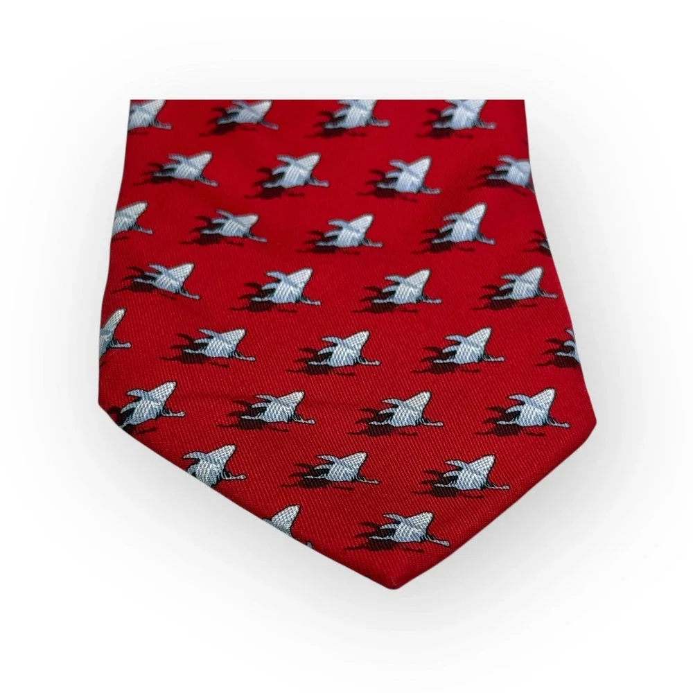Vineyard Vines Custom Collection Red Shark‎ Print Silk Blend Necktie